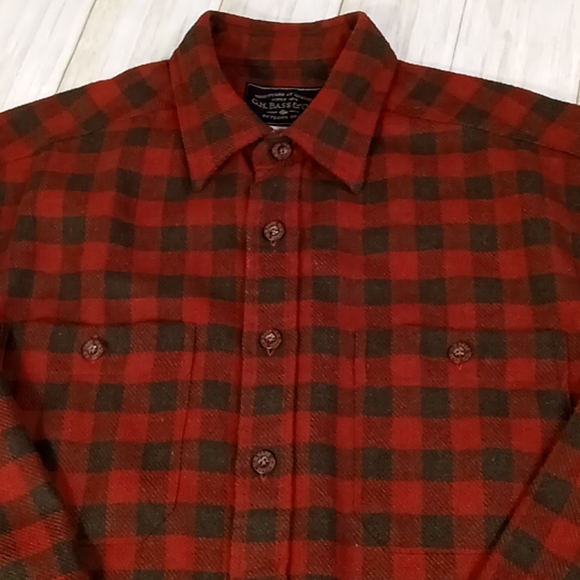G.H. Bass & Co. Other - G.H. Bass & Co  Outdoor Gear Wool Blend Button Up Shirt Men's Size Medium